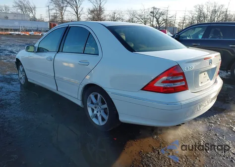 2007 Mercedes-Benz C 280 Luxury 4Matic из США, поврежденный, VIN WDBRF92H17F902918